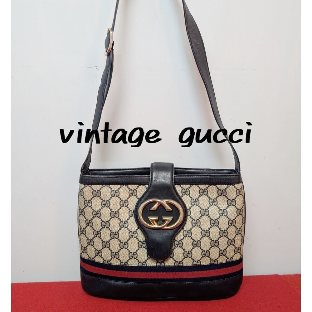 Gucci Sherry shoulder bag interlocking